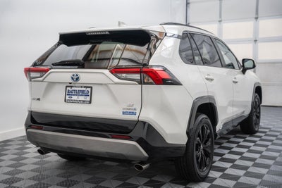 2022 Toyota RAV4 Hybrid SE