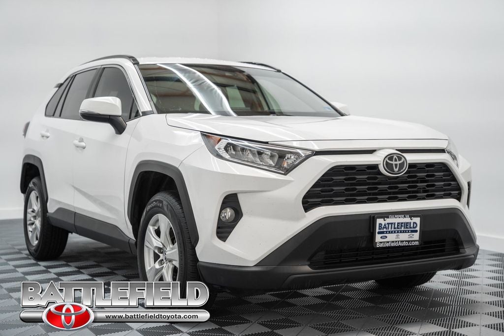 2020 Toyota RAV4 XLE