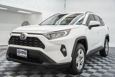 2020 Toyota RAV4 XLE
