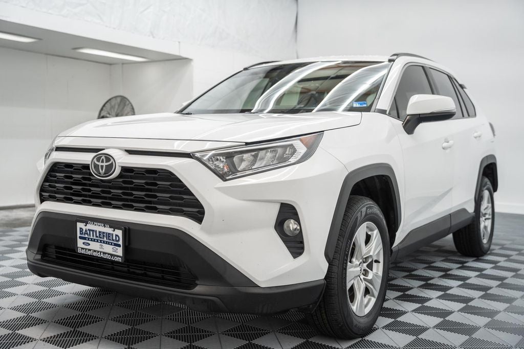 2020 Toyota RAV4 XLE
