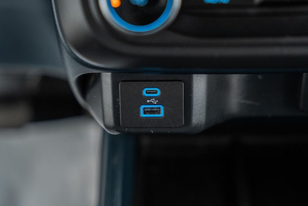 2023 Ford Maverick XL