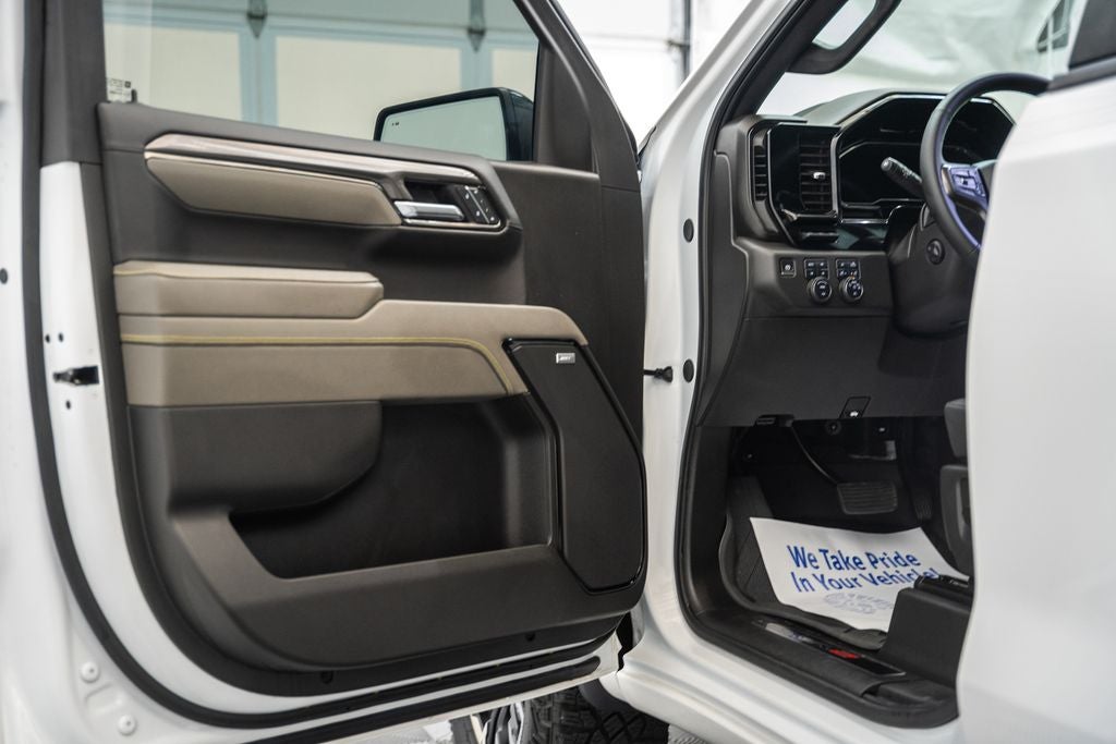 2025 Chevrolet Silverado 1500 ZR2