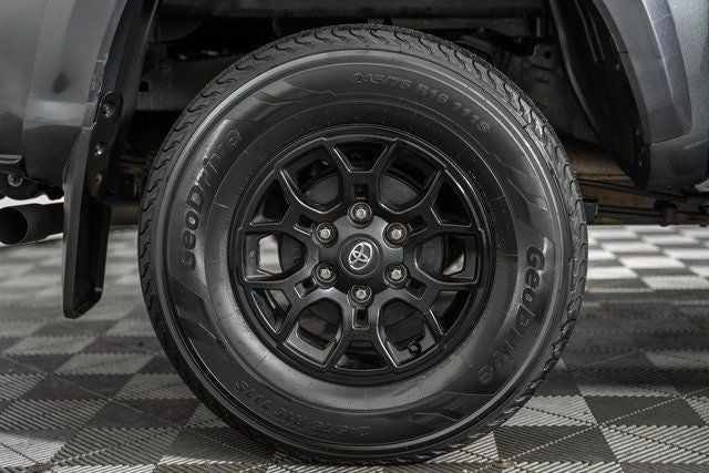 2022 Toyota Tacoma SR5 V6