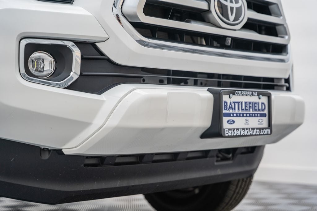 2023 Toyota Tacoma Limited V6