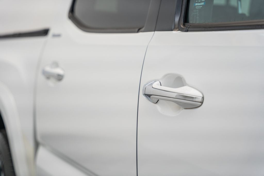 2023 Toyota Tacoma Limited V6