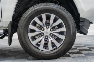 2023 Toyota Tacoma Limited V6