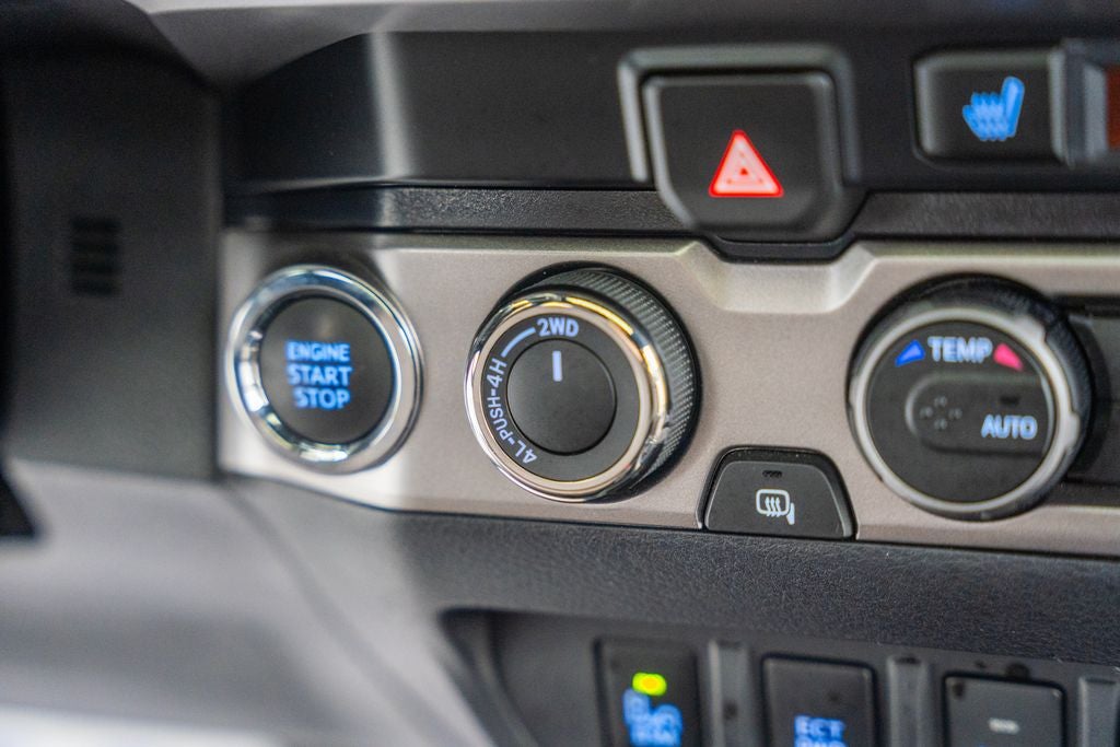 2023 Toyota Tacoma Limited V6