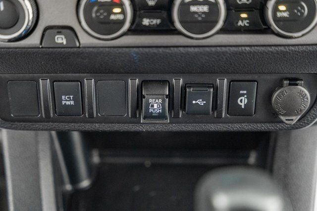 2022 Toyota Tacoma TRD Sport V6