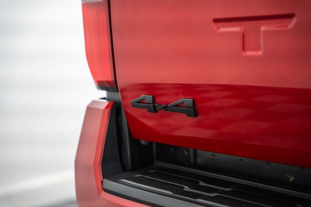 2025 Toyota Tacoma Hybrid TRD Off Road