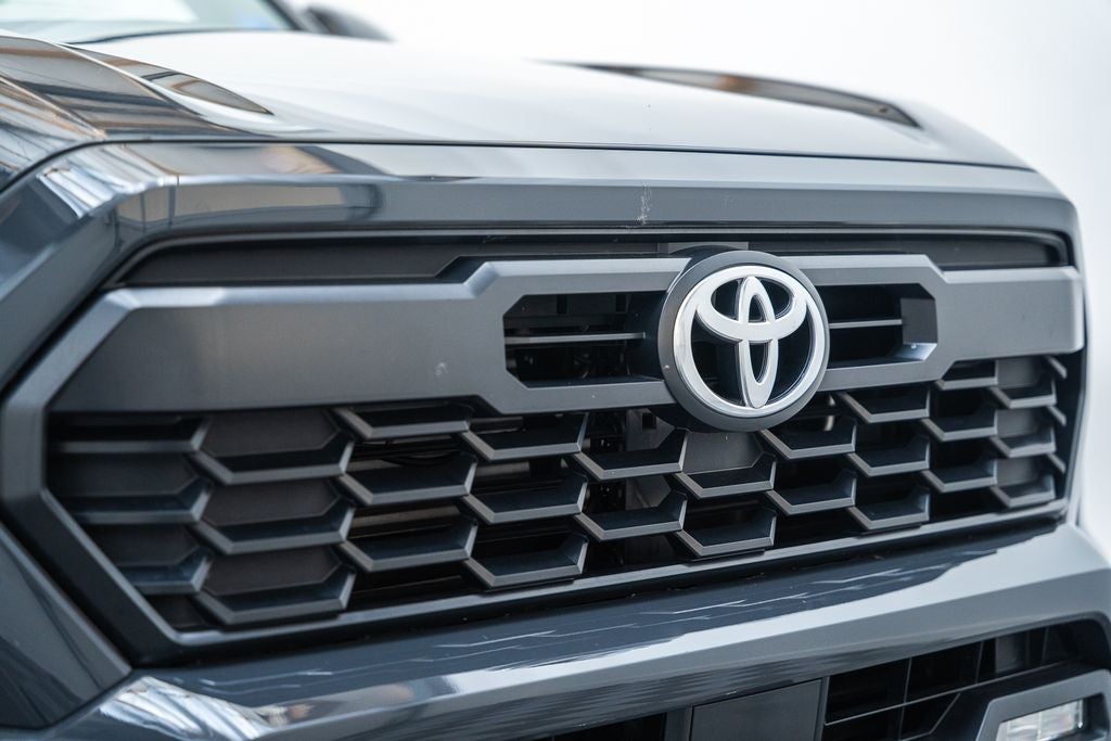 2025 Toyota Tacoma Hybrid TRD Off Road