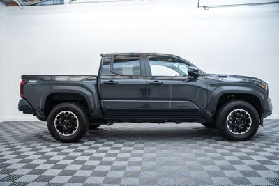 2025 Toyota Tacoma Hybrid TRD Off Road