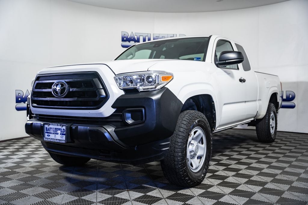 2022 Toyota Tacoma SR