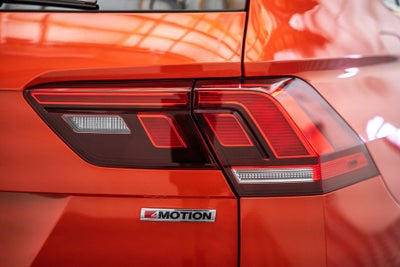 2019 Volkswagen Tiguan 2.0T SEL 4Motion