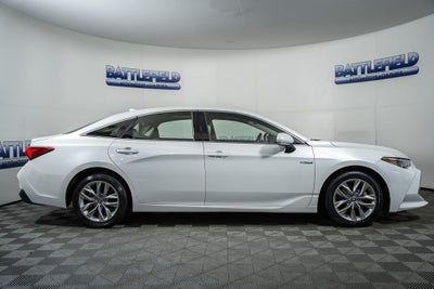 2020 Toyota Avalon Hybrid XLE Plus