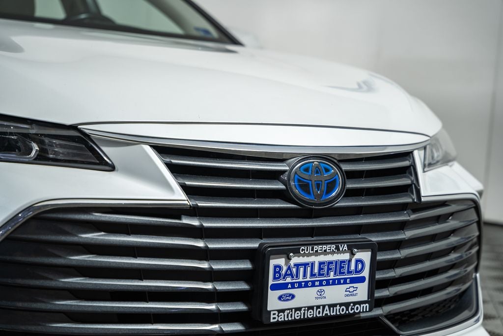 2020 Toyota Avalon Hybrid XLE Plus