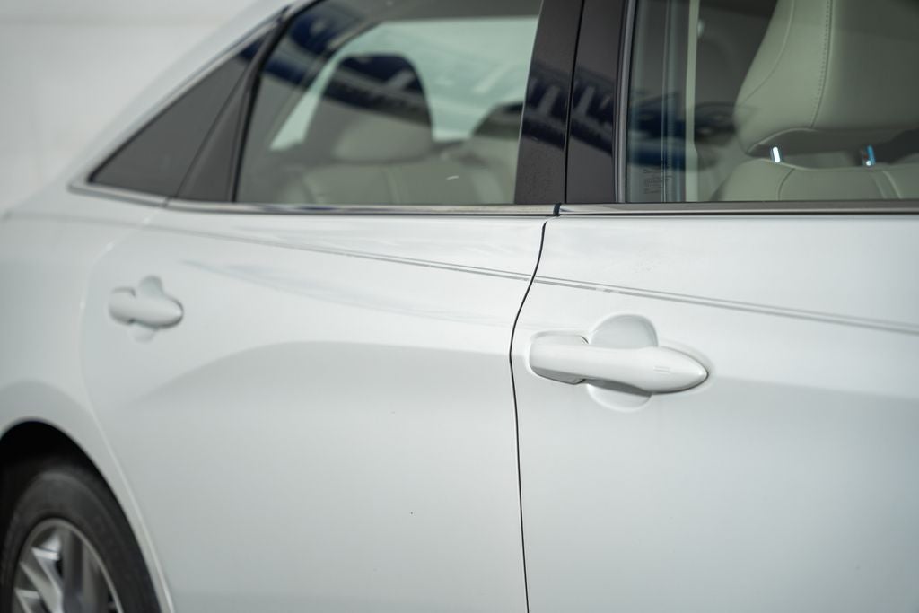 2020 Toyota Avalon Hybrid XLE Plus