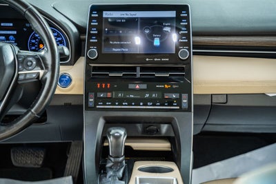 2020 Toyota Avalon Hybrid XLE Plus