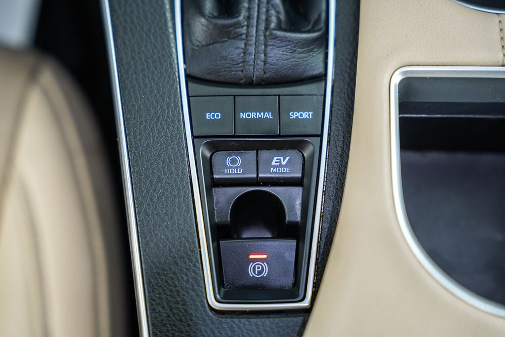 2020 Toyota Avalon Hybrid XLE Plus