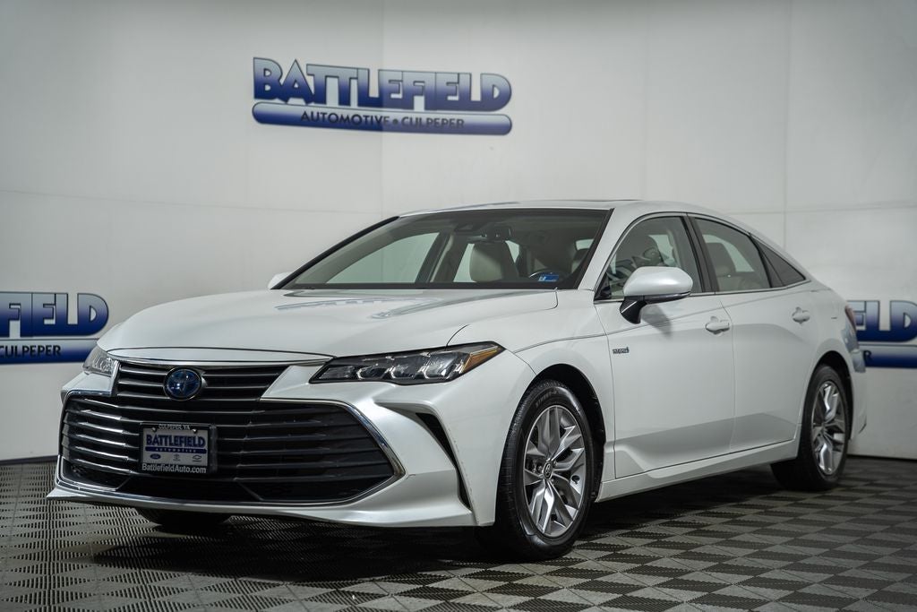 2020 Toyota Avalon Hybrid XLE Plus