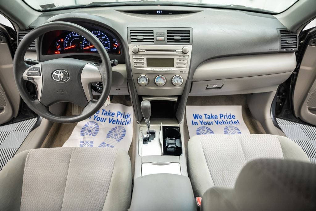 2010 Toyota Camry LE