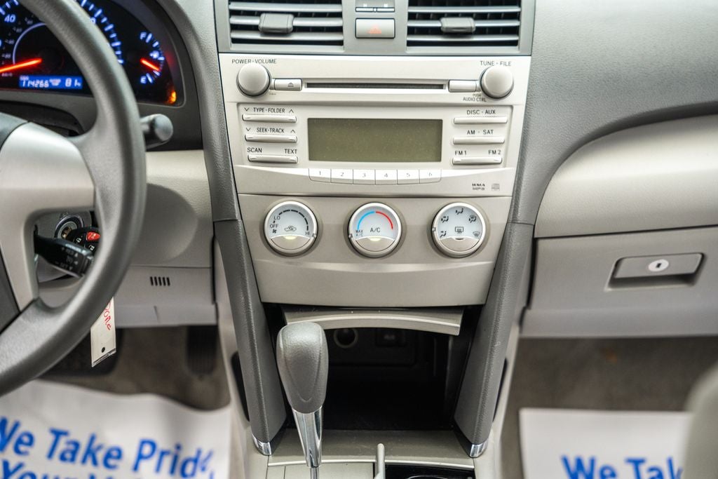 2010 Toyota Camry LE