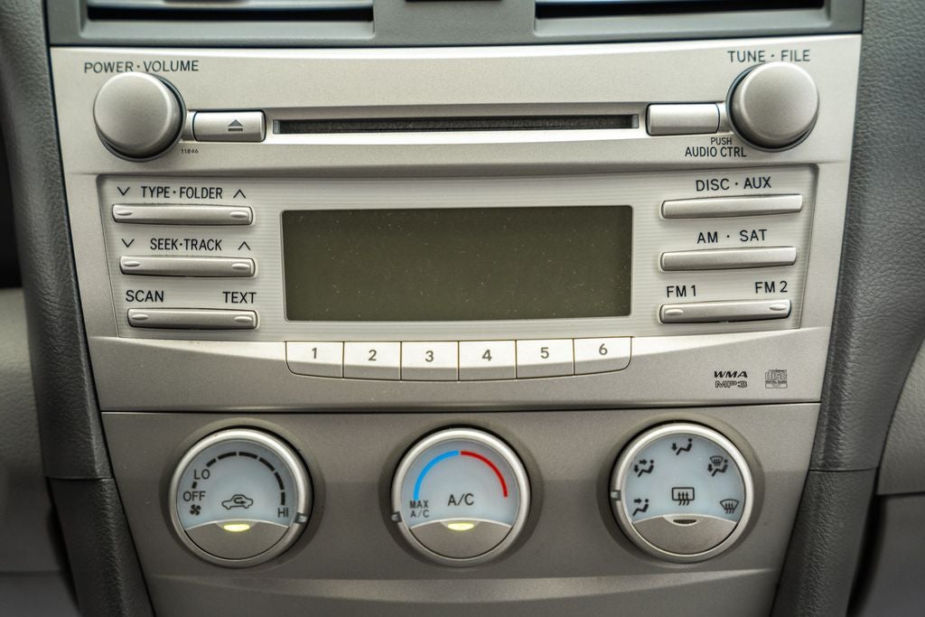 2010 Toyota Camry LE