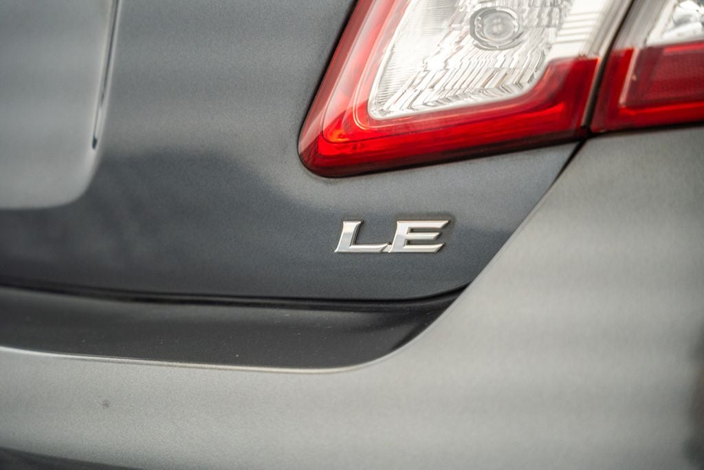 2010 Toyota Camry LE