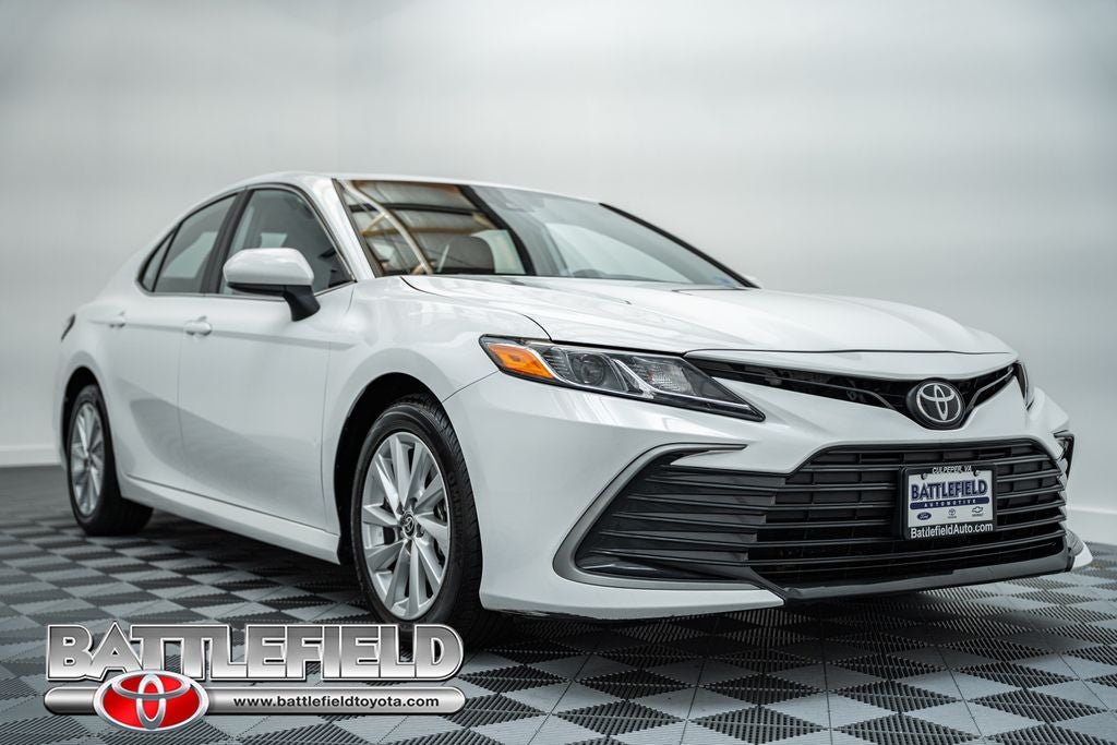 2024 Toyota Camry LE