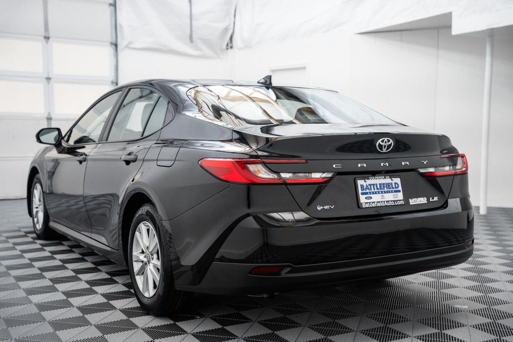 2025 Toyota Camry LE