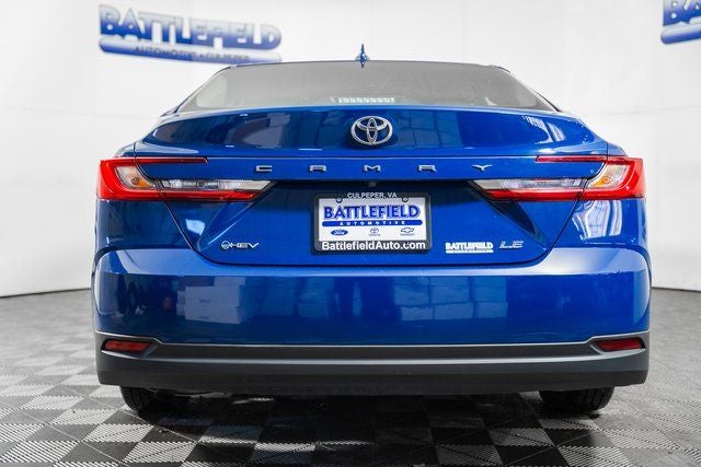 2025 Toyota Camry LE