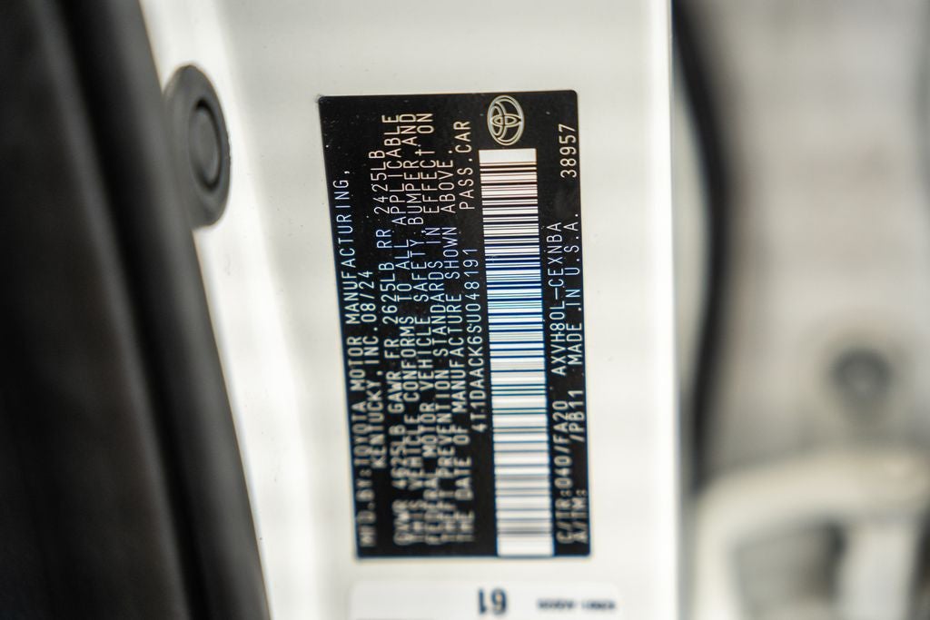 2025 Toyota Camry LE