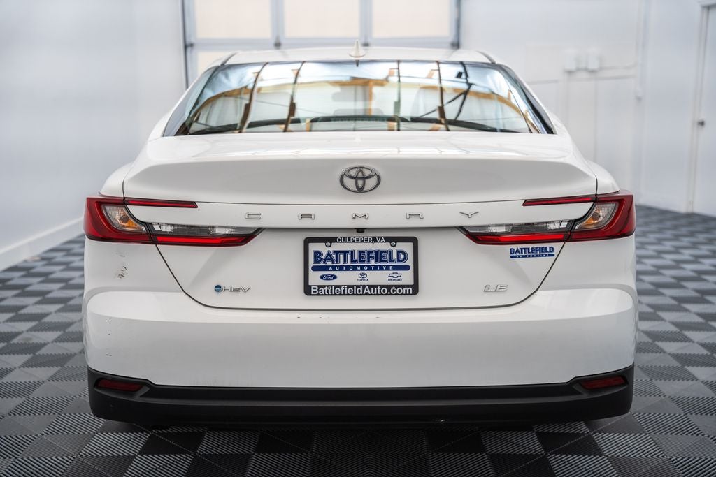 2025 Toyota Camry LE