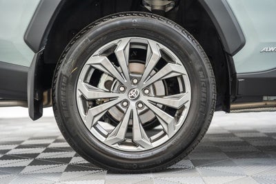 2022 Toyota RAV4 Hybrid XLE Premium