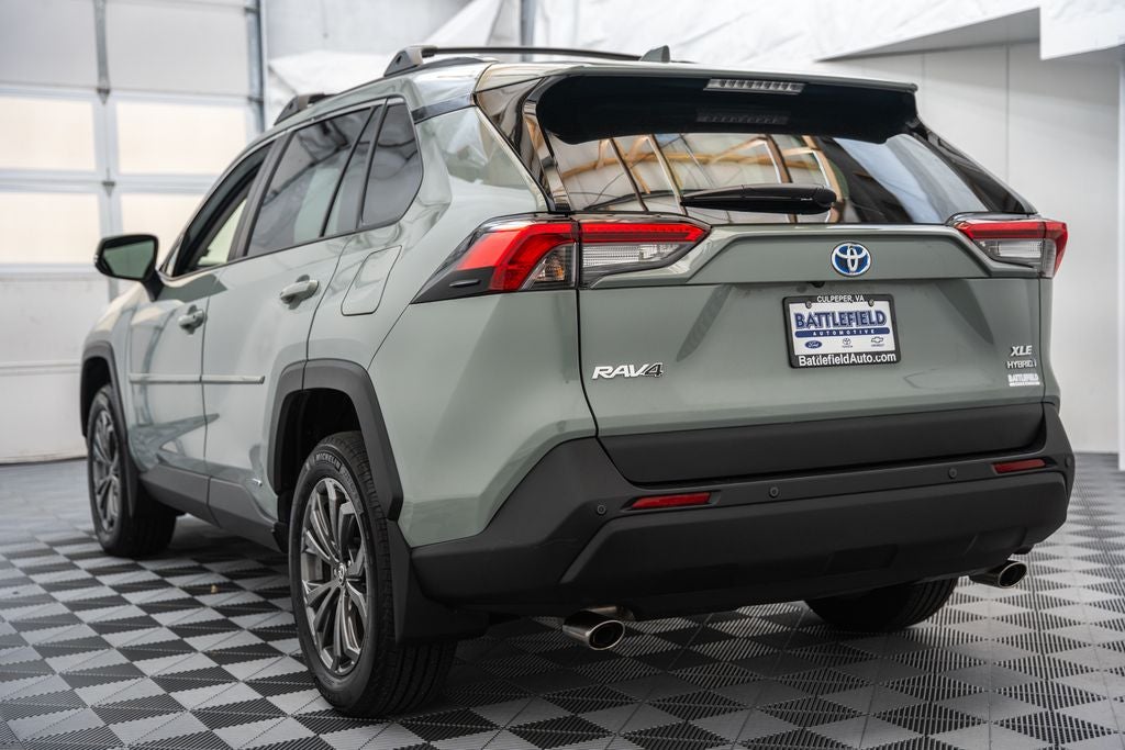 2022 Toyota RAV4 Hybrid XLE Premium