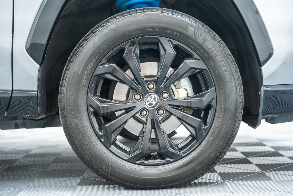 2024 Toyota RAV4 Hybrid XSE