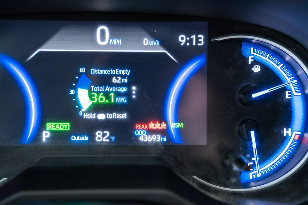 2025 Toyota RAV4 Hybrid XLE