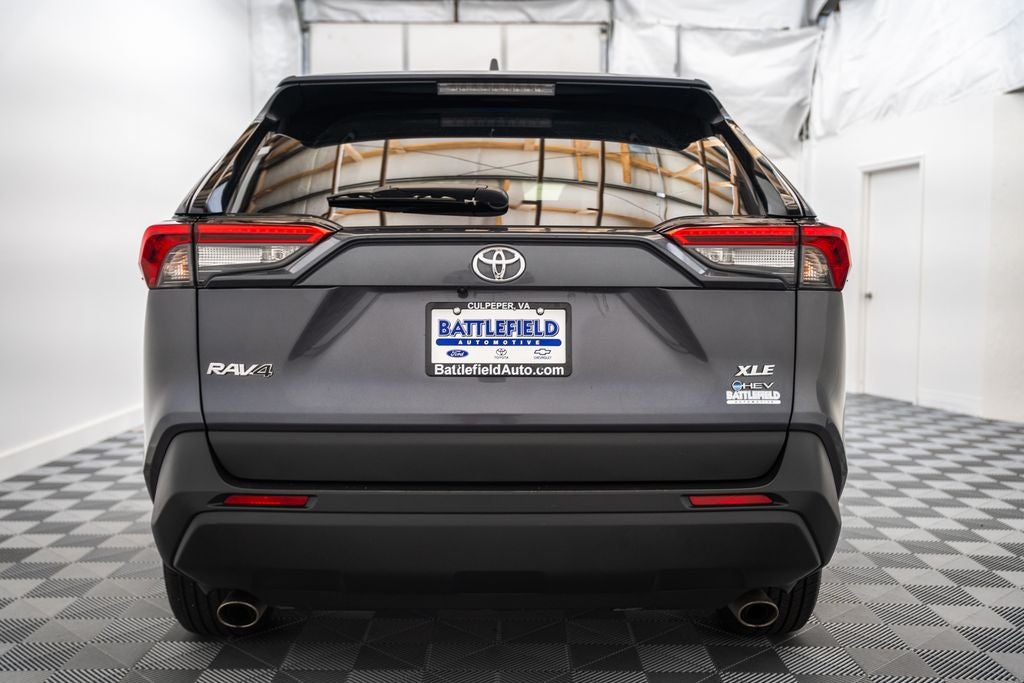 2025 Toyota RAV4 Hybrid XLE