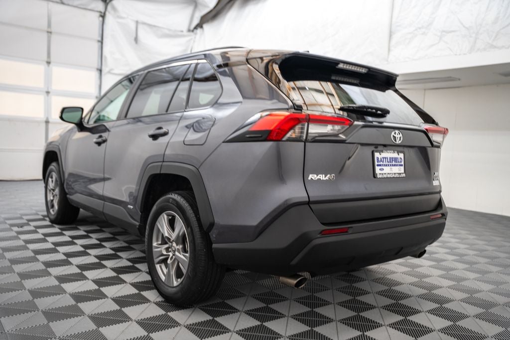 2025 Toyota RAV4 Hybrid XLE