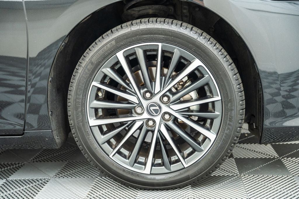 2025 Lexus ES 350