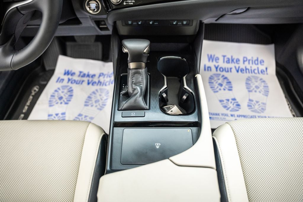 2025 Lexus ES 350