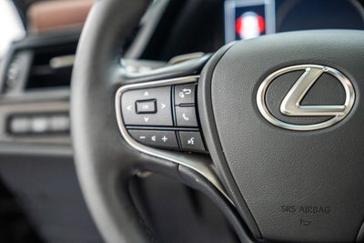 2025 Lexus ES 350