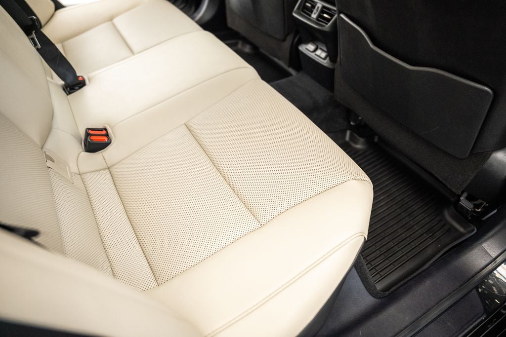 2025 Lexus ES 350