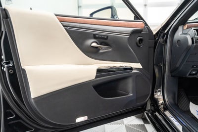 2025 Lexus ES 350