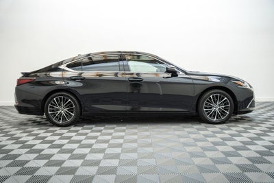 2025 Lexus ES 350