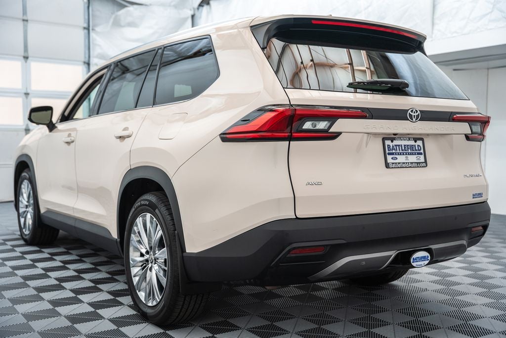 2024 Toyota Grand Highlander Platinum