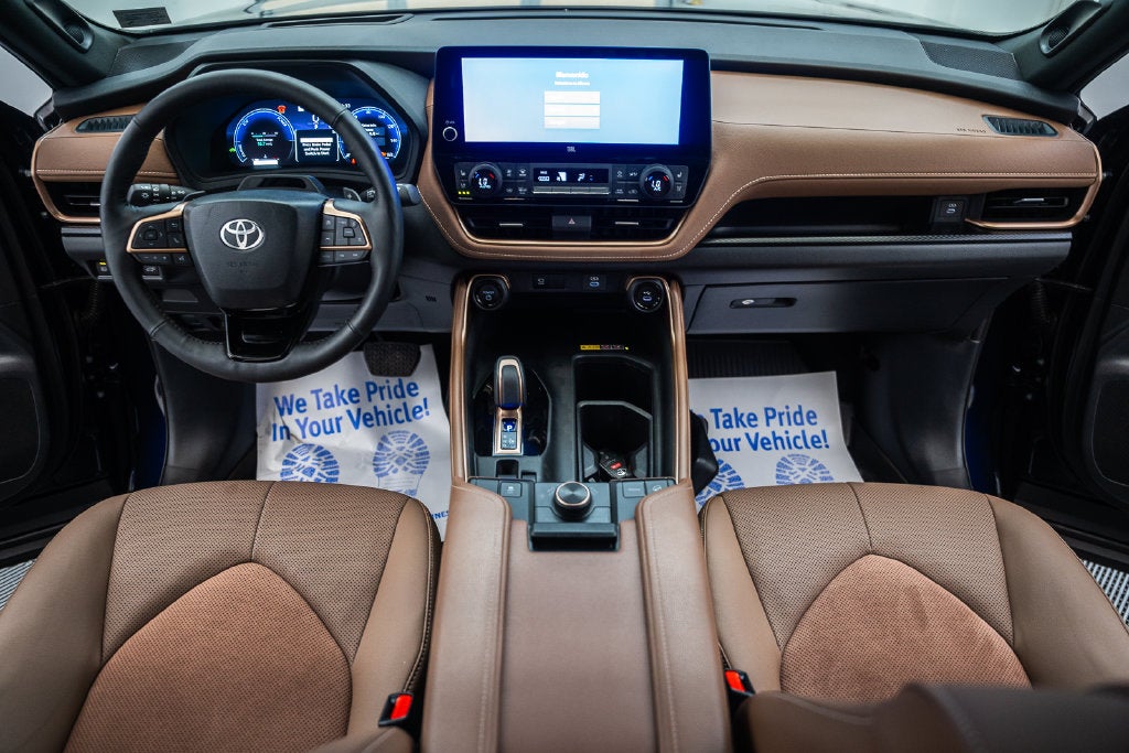 2026 Toyota Grand Highlander Hybrid MAX Platinum