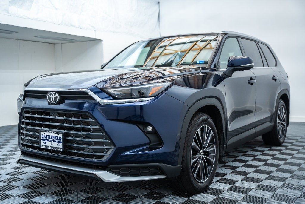 2026 Toyota Grand Highlander Hybrid MAX Platinum