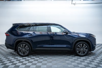 2026 Toyota Grand Highlander Hybrid MAX Platinum