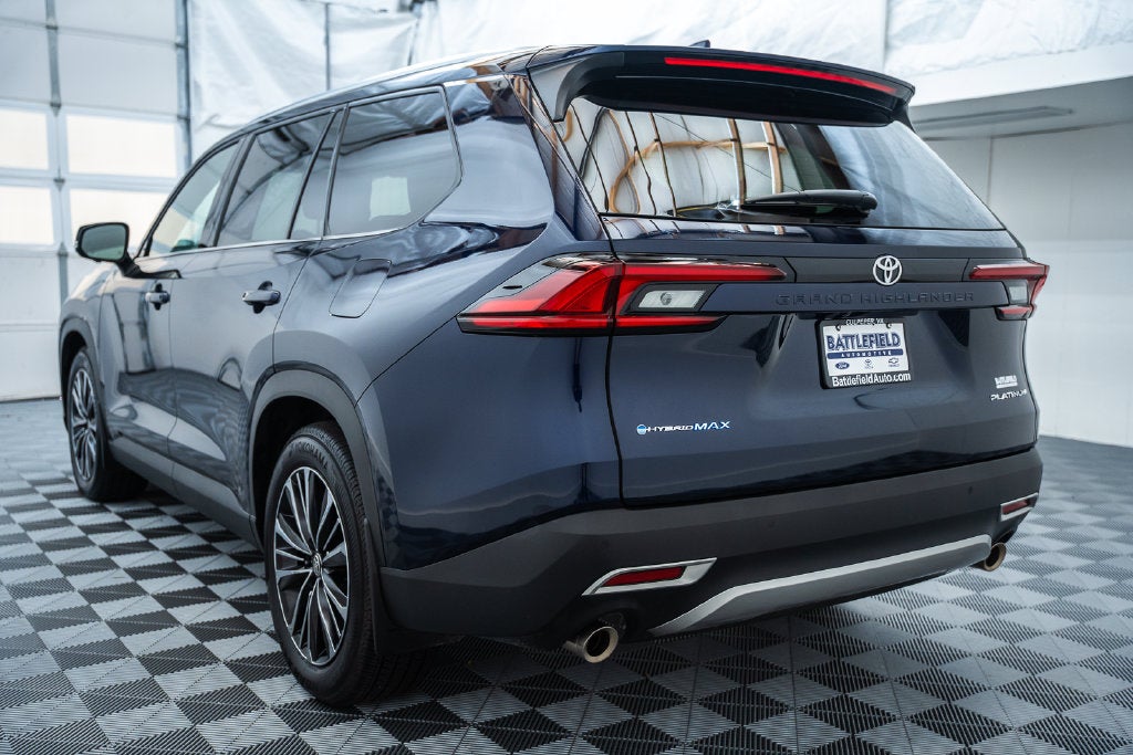 2026 Toyota Grand Highlander Hybrid MAX Platinum