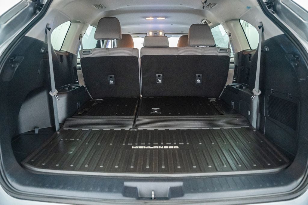 2023 Toyota Highlander Hybrid LE